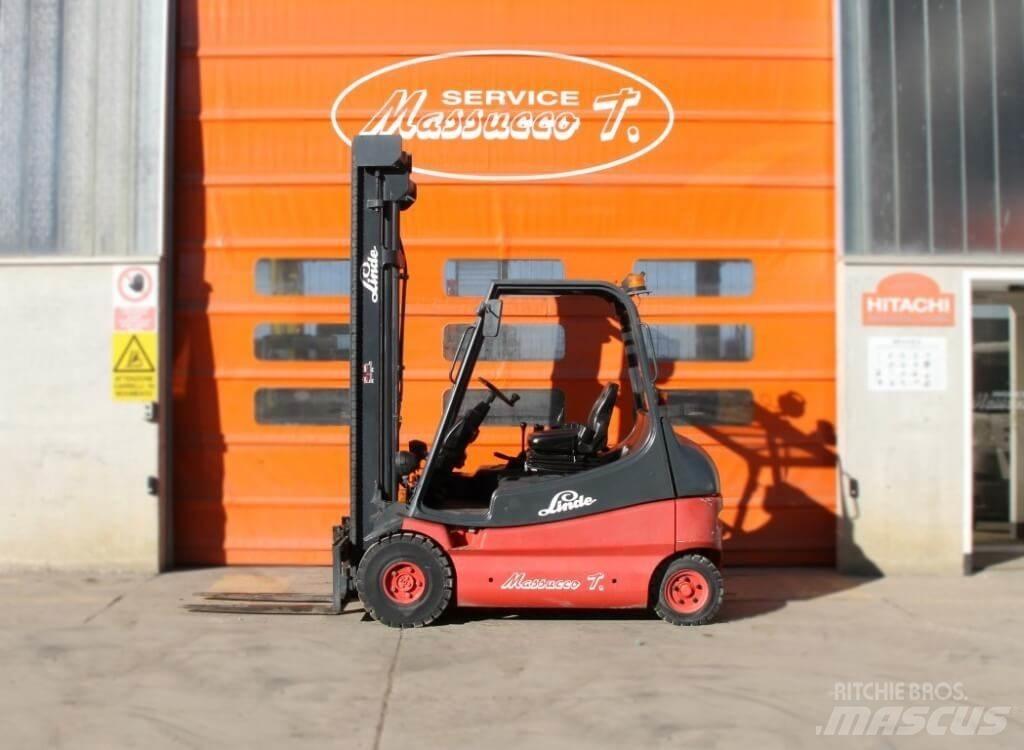 Linde E25-01 Chariots élévateurs électriques