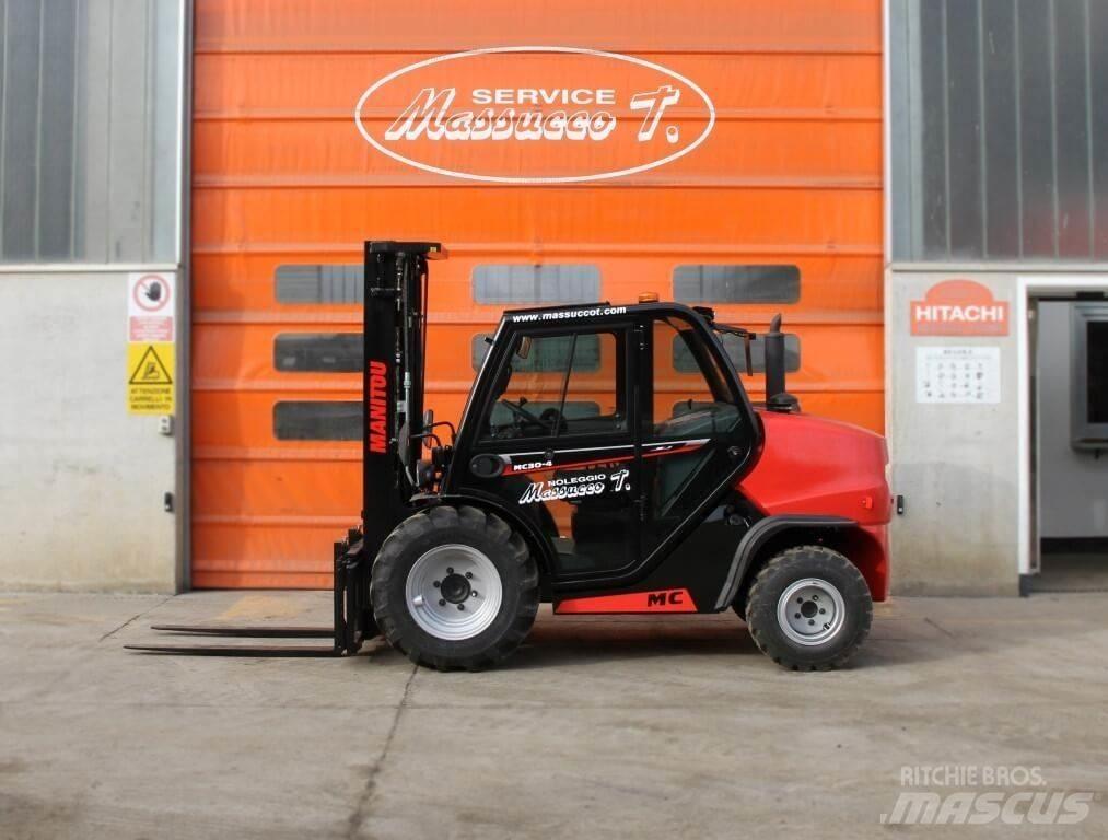 Manitou MC30-4 DK 4X4 Chariot tout terrain