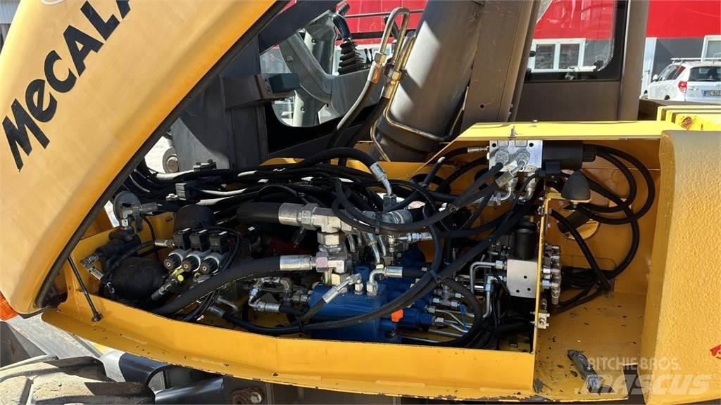 Mecalac 10MSX 4X4 Pelle sur pneus
