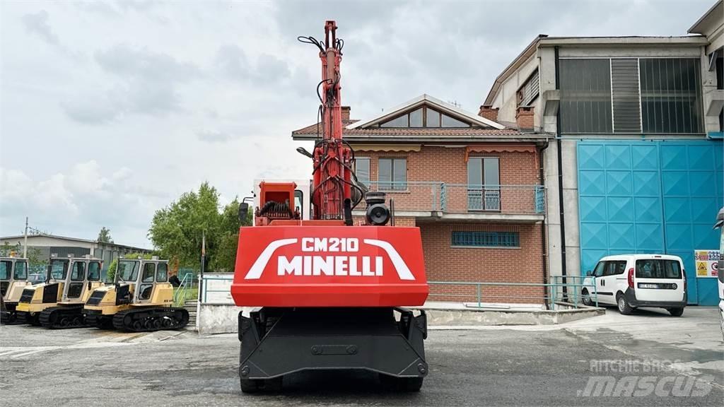 Minelli CM210 Pelle sur pneus