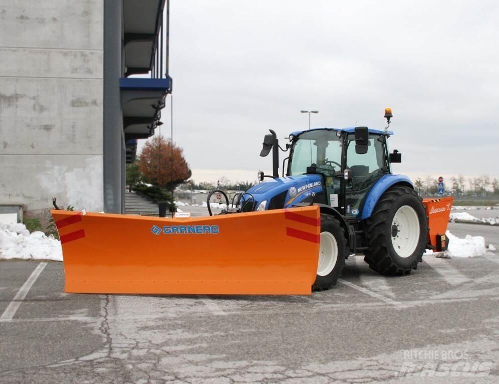New Holland T5.115 Chasse neige
