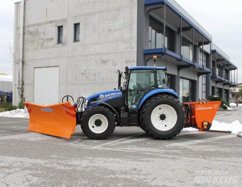 New Holland T5.115 Chasse neige