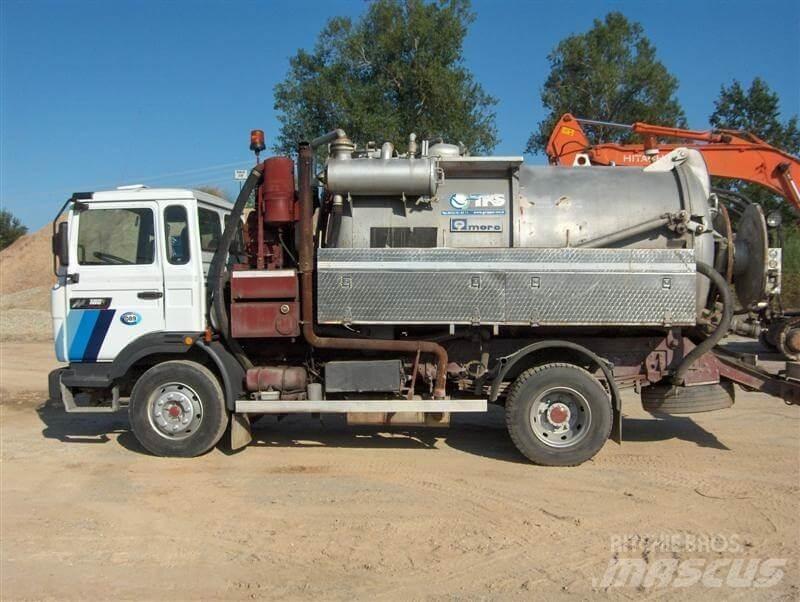 Renault VI-40ACJ3 Camion aspirateur, Hydrocureur