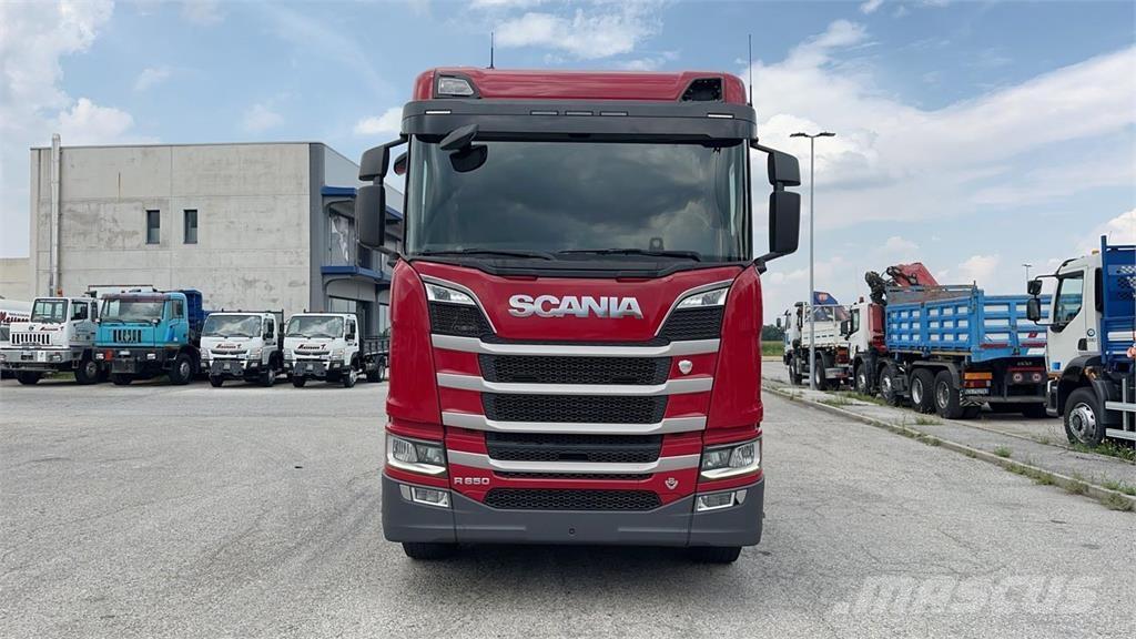 Scania R650 8x4 Autre camion
