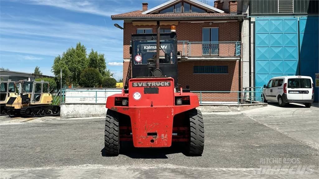 Svetruck 12-120 35 Chariots diesel
