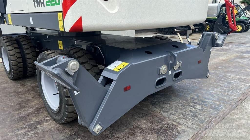 Terex TWH 220 S5 Pelle sur pneus