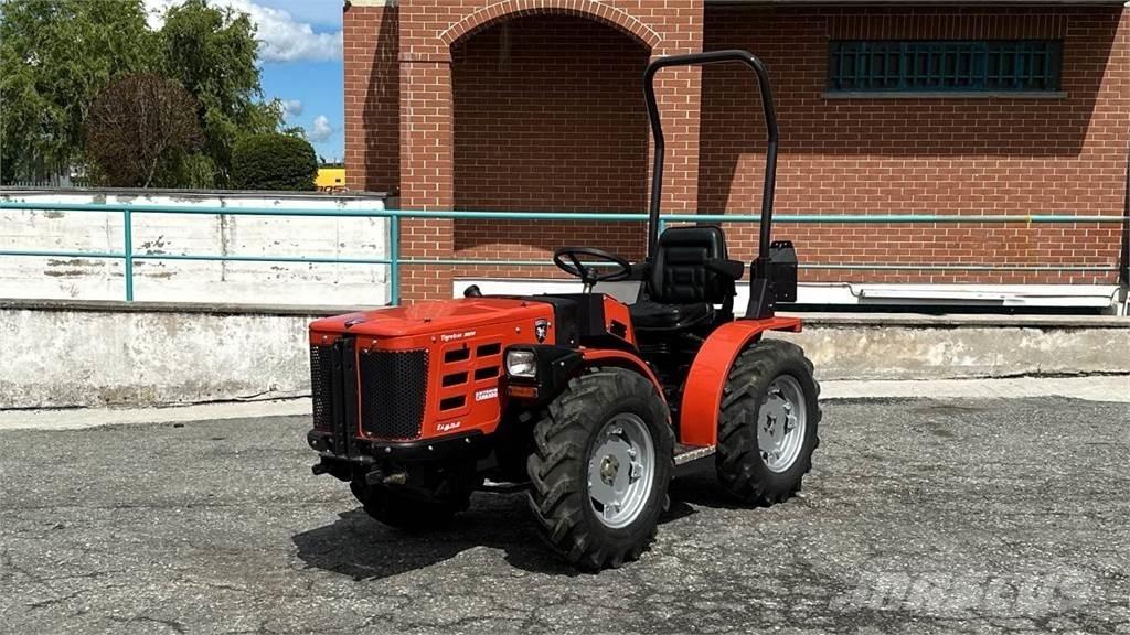  Tigretrac 3800 4x4 Chasse neige
