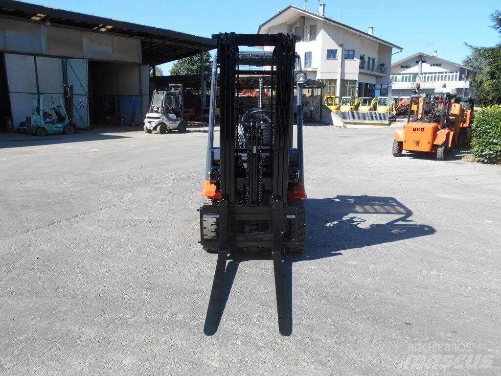 Toyota 02-7FDF18 Chariots diesel