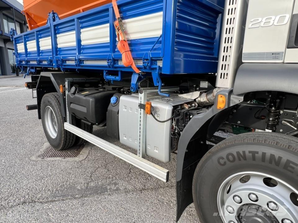 Volvo FL816-280 4X4 Chasse neige