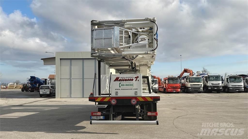 Volvo FM 11 BARIN 6x4 Camion nacelle