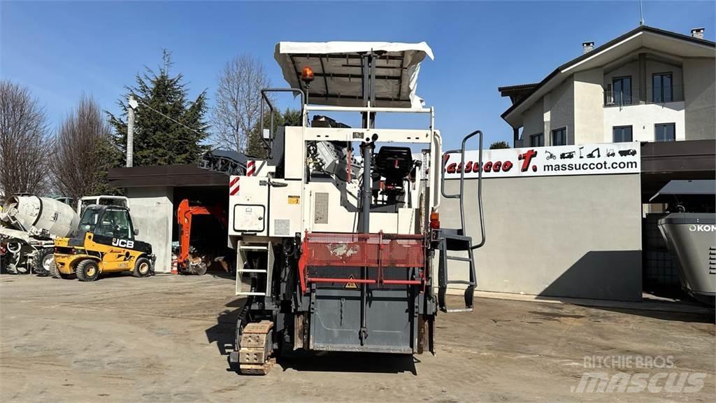 Wirtgen W1300F Fraiseuse à froid
