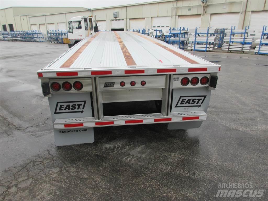 East Mfg Beast Remorque ridelle