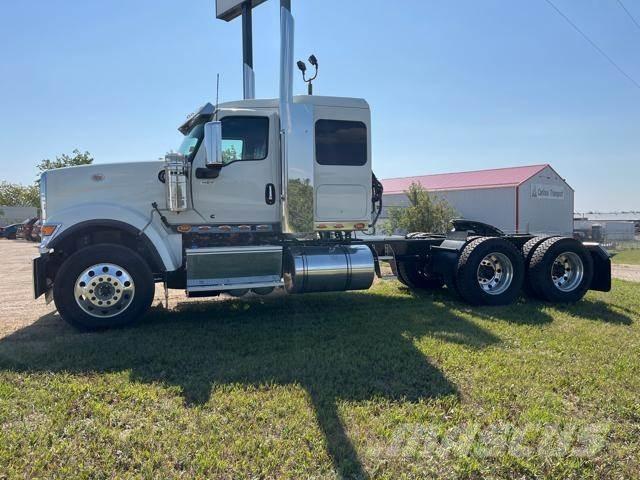 International HX Tracteur routier