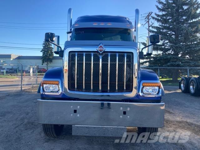 International HX Tracteur routier