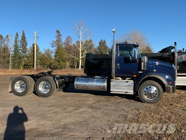 International HX Tracteur routier