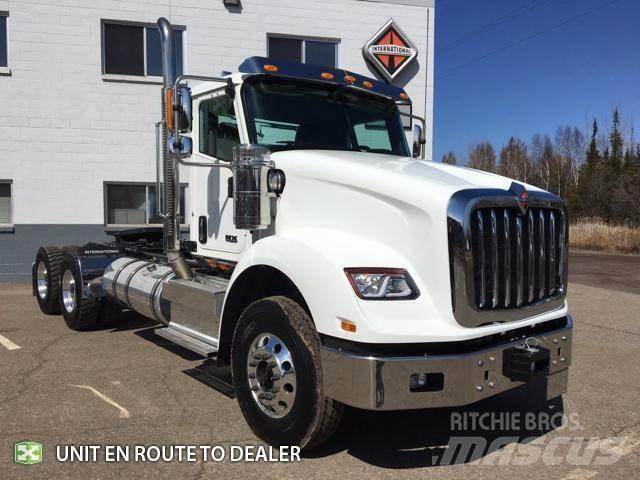 International HX Tracteur routier