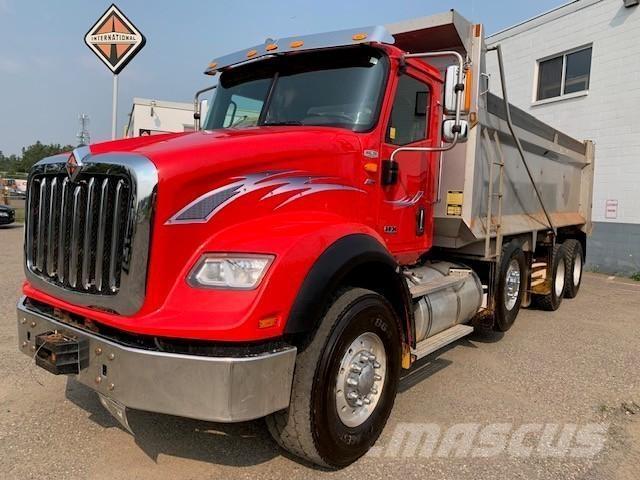 International HX Camion benne