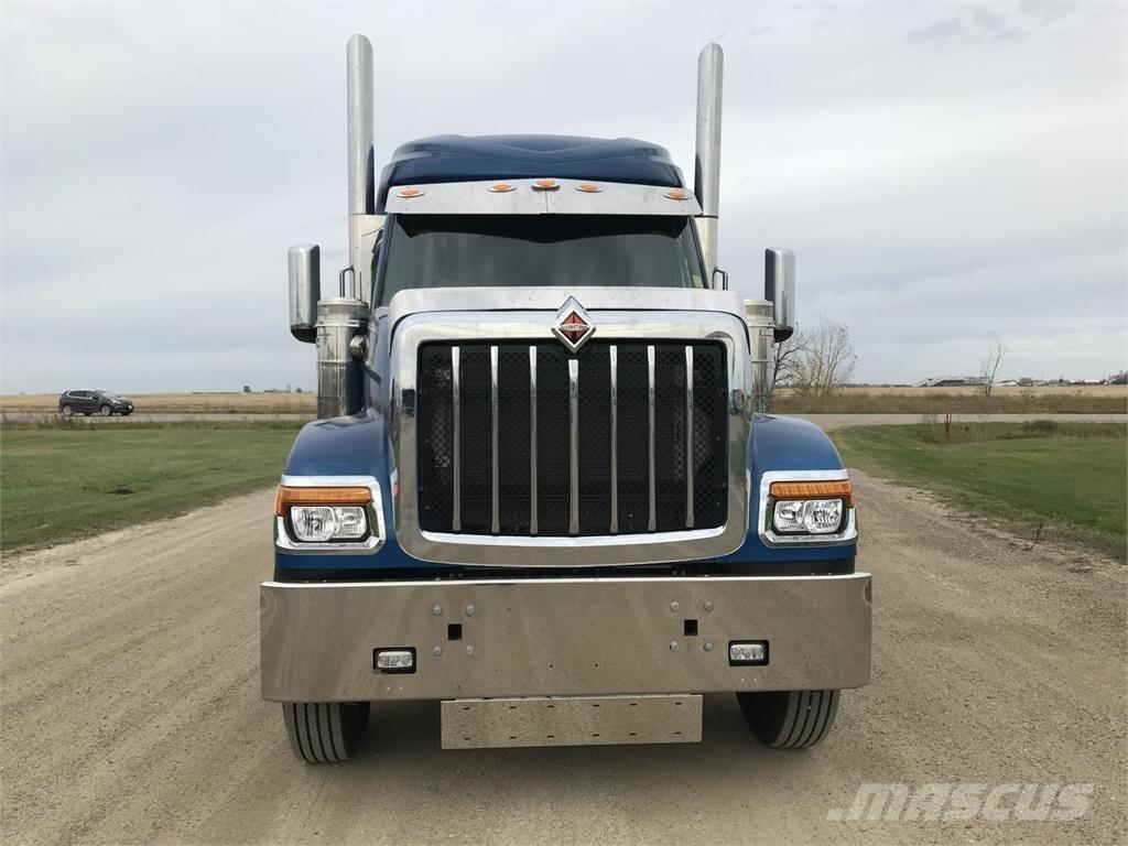 International HX Tracteur routier