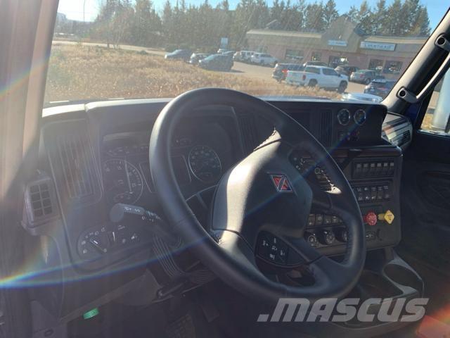 International HX Tracteur routier