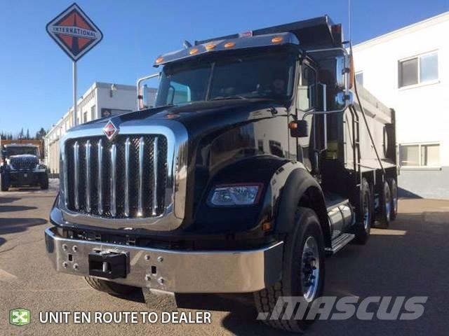 International HX Camion benne