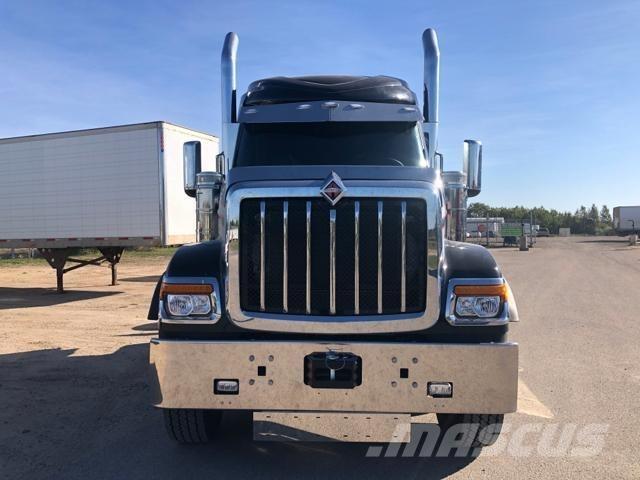 International HX Tracteur routier