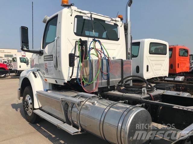 International HX Tracteur routier