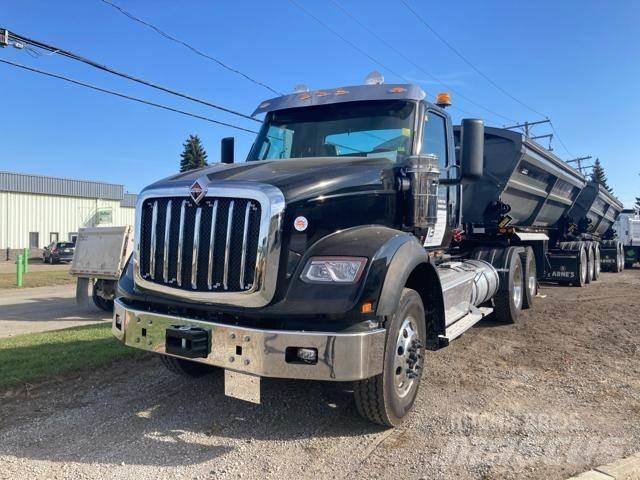 International HX Tracteur routier