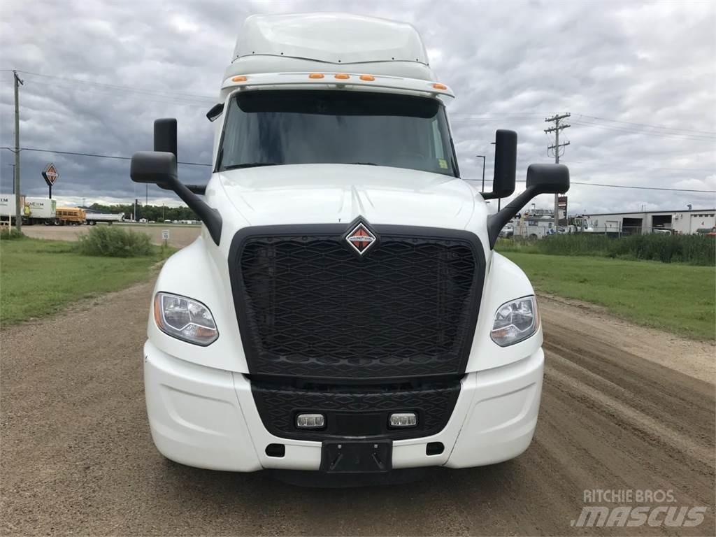 International LT Tracteur routier