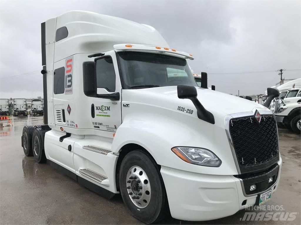 International LT Tracteur routier