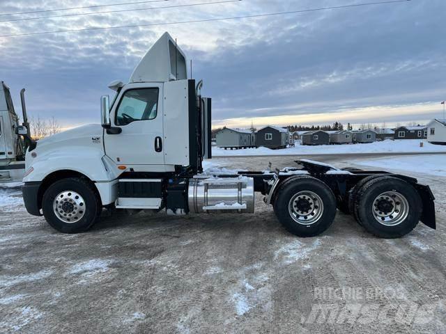International LT Tracteur routier