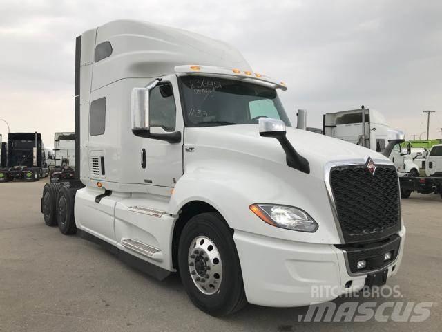 International LT Tracteur routier