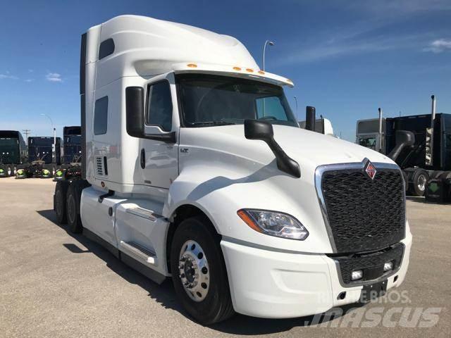 International LT Tracteur routier