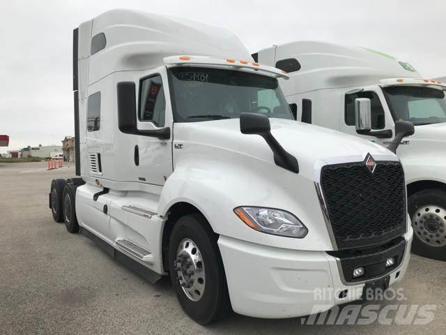 International LT Tracteur routier
