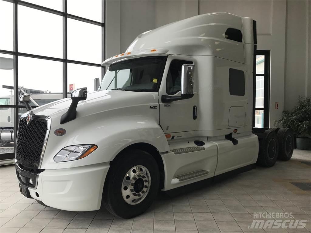 International LT Tracteur routier