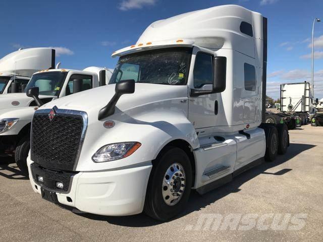 International LT Tracteur routier