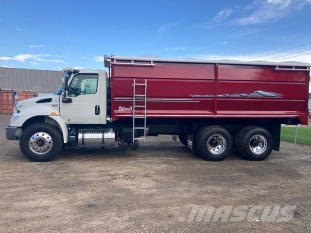 International MV Camion agricole