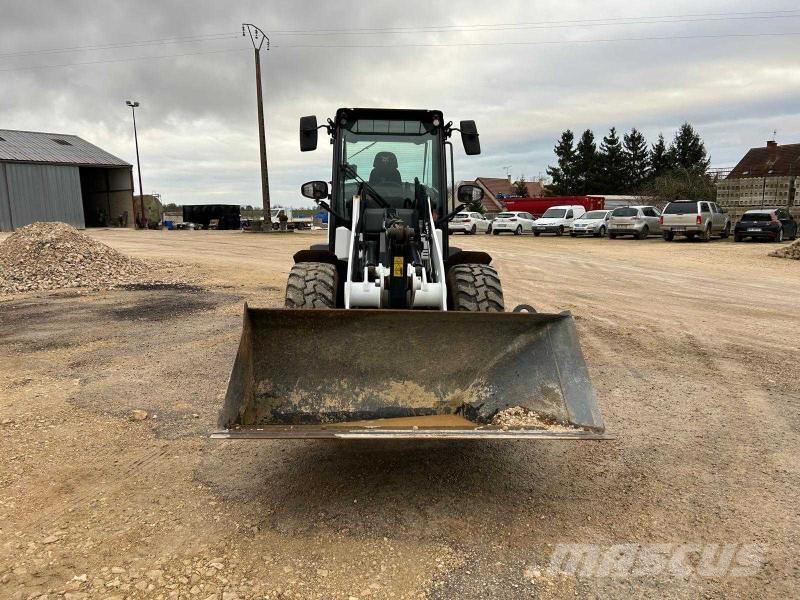 Bobcat L95 Chargeuse sur pneus