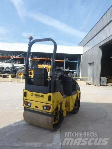 Bomag BW100 Compacteur de sol