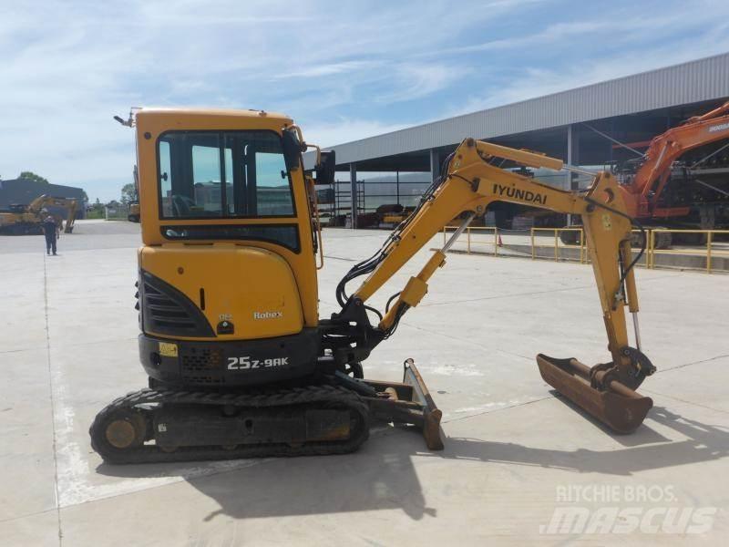 Hyundai R25Z-9A Mini pelle < 7t