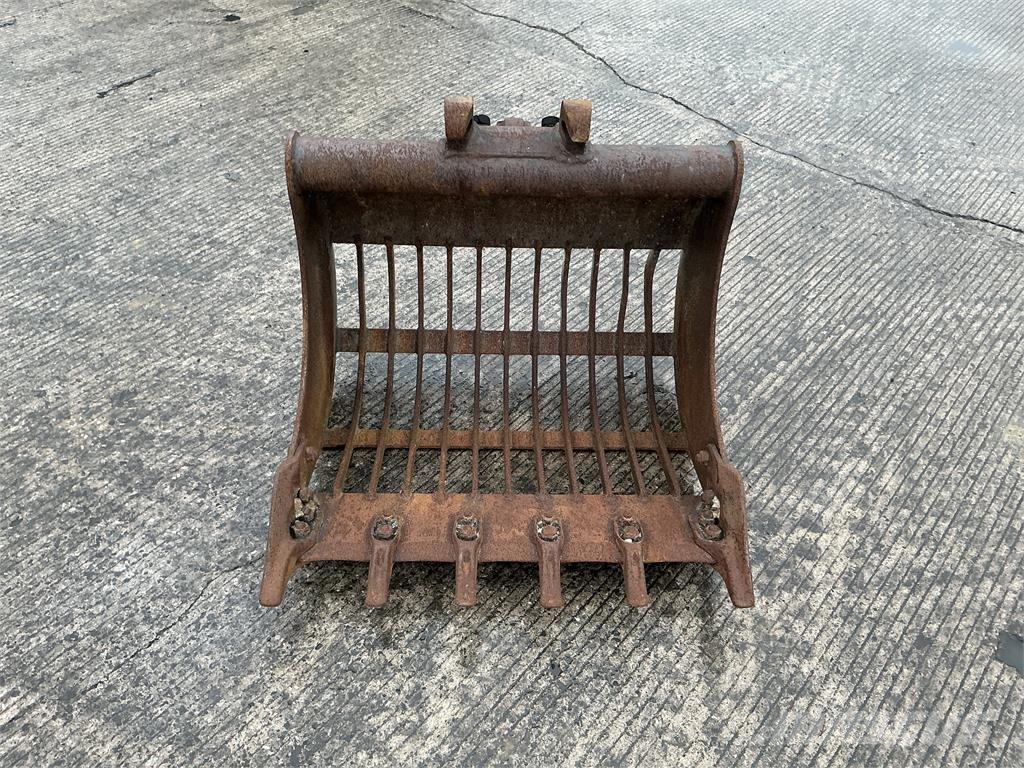  3 Ft Riddle Bucket Agriculture - Autres