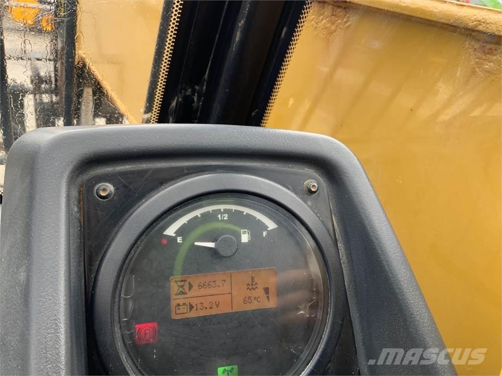 CAT TH414C GC (ST23780) Agriculture - Autres