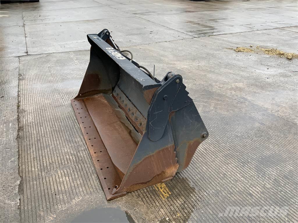 JCB 6FT 4 in 1 Bucket Agriculture - Autres