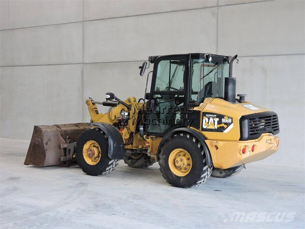 CAT 906 H + FORK Chargeuse sur pneus