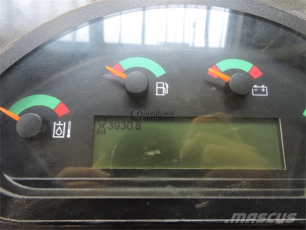 CAT 906M + FORK Chargeuse sur pneus