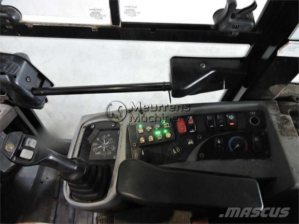 CAT 908M GERMAN Chargeuse sur pneus