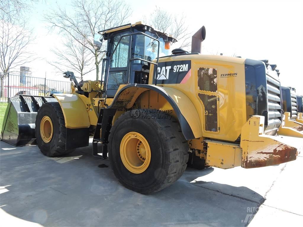 CAT 972M Chargeuse sur pneus