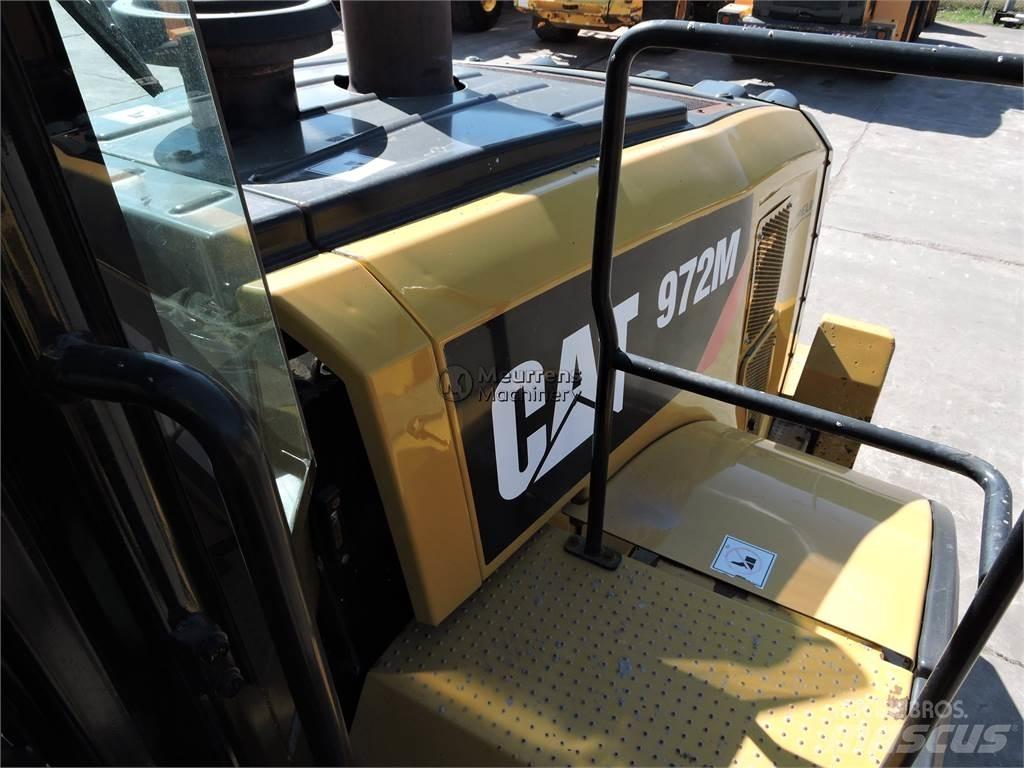 CAT 972M Chargeuse sur pneus