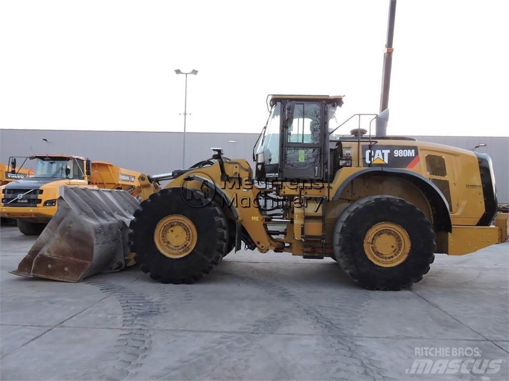 CAT 980M Chargeuse sur pneus