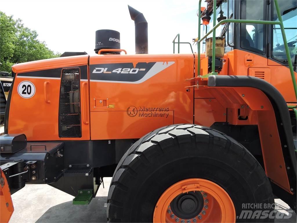 Doosan DL420 GERMAN Chargeuse sur pneus