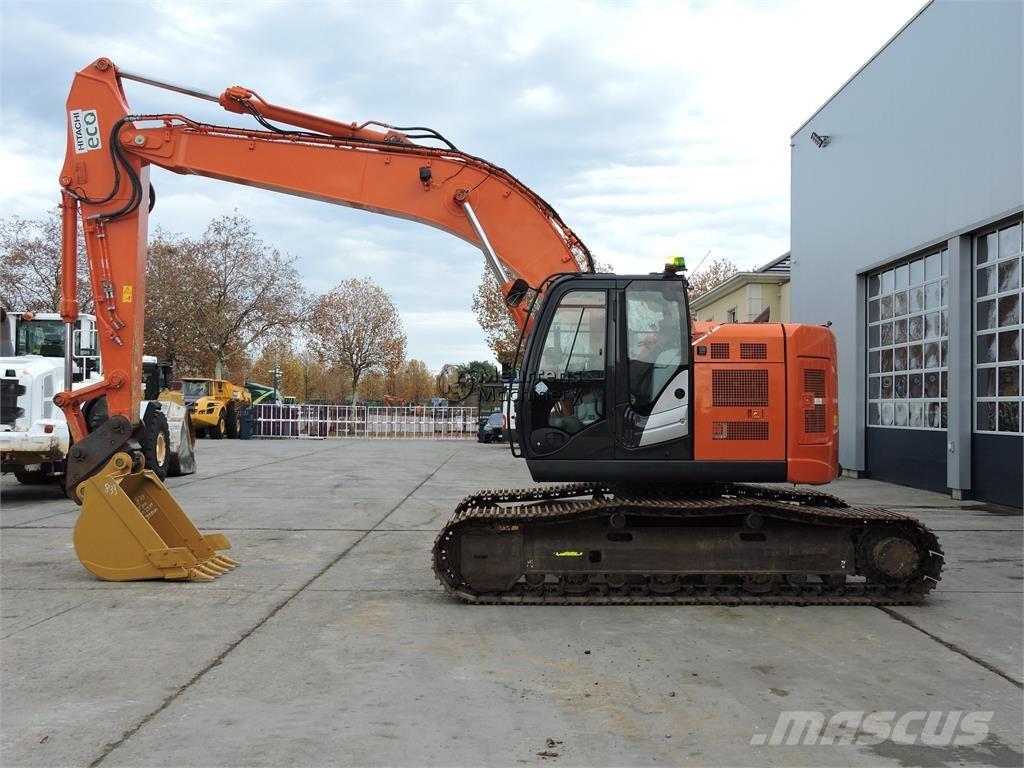 Hitachi ZX225 Pelle sur chenilles